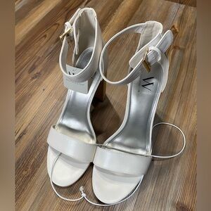 4/$16 NWT Worthington Heels
